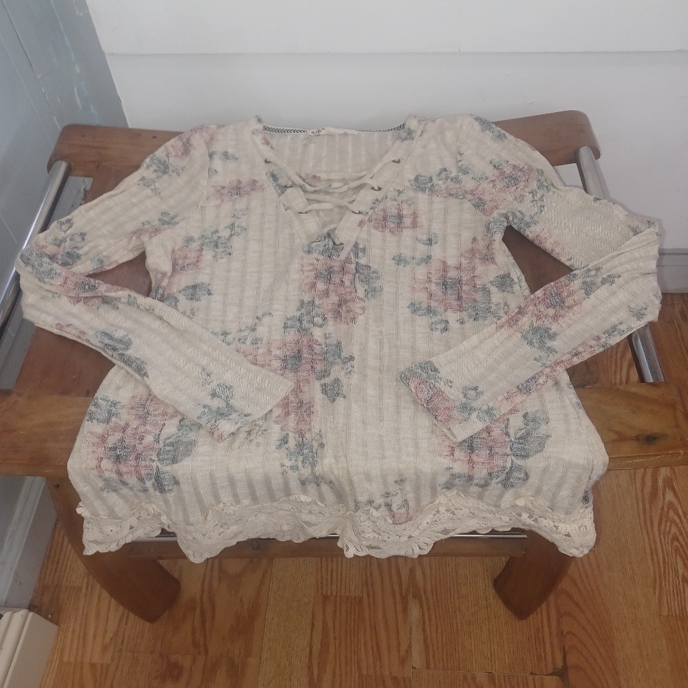 Jolt Floral Lace-Up Sweater